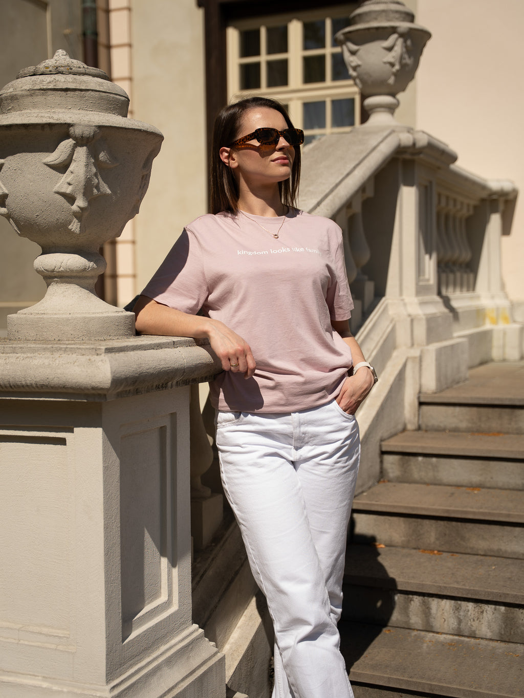 Kingdom Looks like Family T shirt